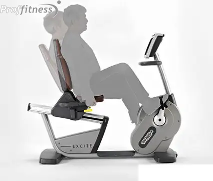Профессиональный горизонтальный велотренажер Technogym Recline Excite 700 VisioWeb 0057 фото