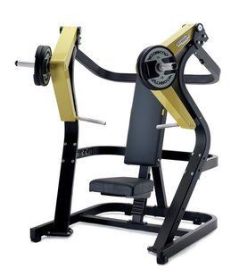 Професійний тренажер "Жим від грудей" з дисковим навантаженням Technogym Chest Press (Pure Strength)